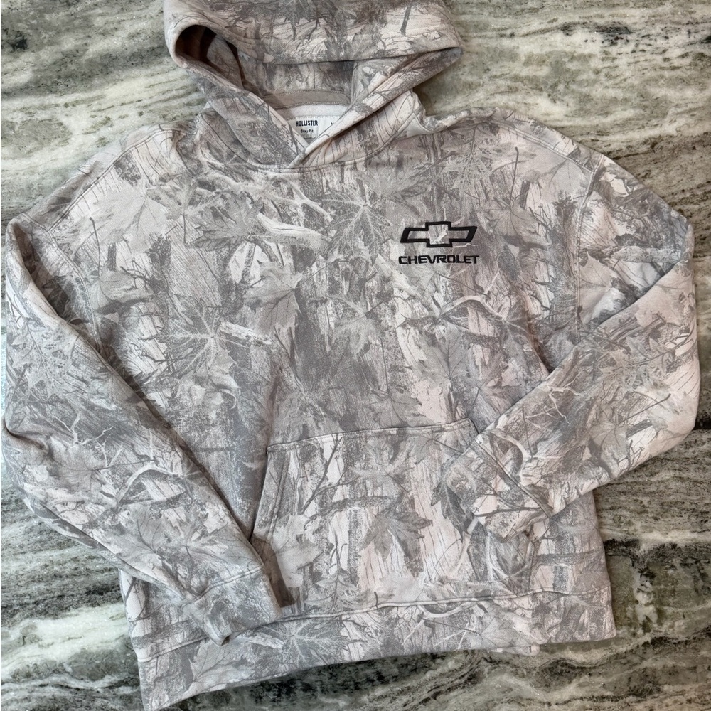 Hollister Camo Chevrolet Men’s Boxy Fit Hoodie - Picture 2 of 6